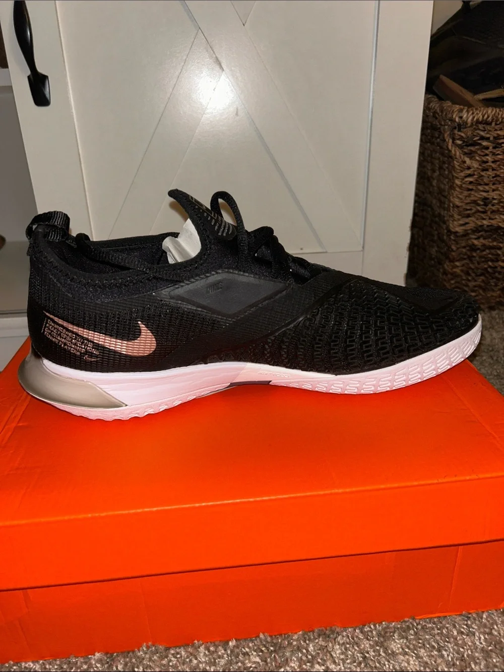 Nike Men’s Black and White Training Sneaker